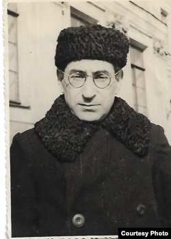 Григорий Александрович Гуковский после эвакуации из Ленинграда, 1942