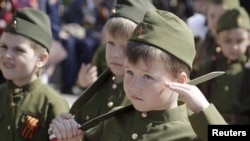 Участники парада "детских войск" в Ростове-на-Дону